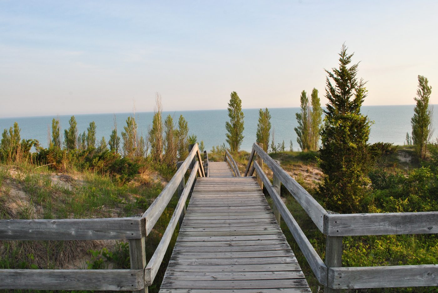 The boardwalk down to the beach at Pinery Provincial Park